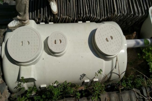 模壓玻璃鋼化糞池價格是多少？如何定價的？